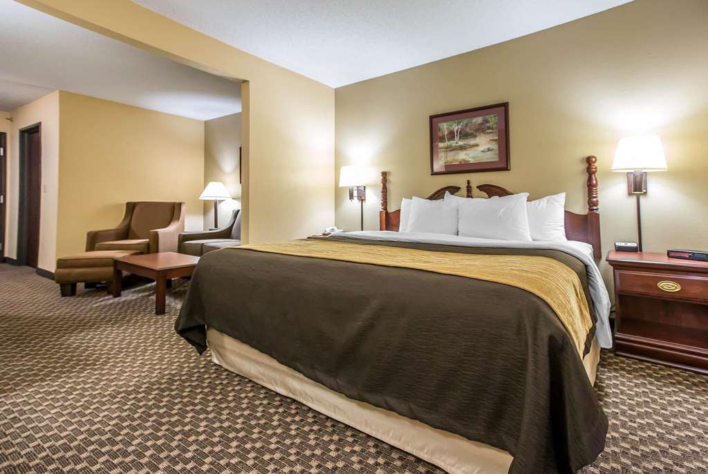 Quality Inn&Suites Mendota Ruang foto